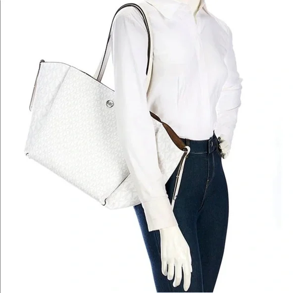 Michael Kors Freya Bi-Scale Tonal Signature Logo Coated Twill Large Open Tote - Picture 4 of 4